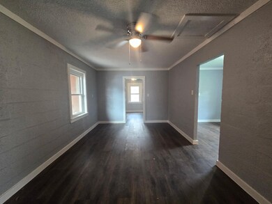 415 N Beauregard St unit 17, Alvin, TX 77511 - photo 3