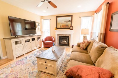 243 Fox Run unit 6, Colchester, VT 05446 - photo 6