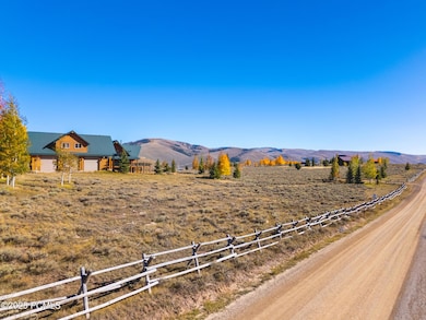 101 Pelican Cir, Scofield, UT 84526 - photo 4