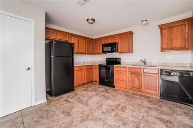 201 Palmer Ct, Pleasant Hill, MO 64080 - photo 6