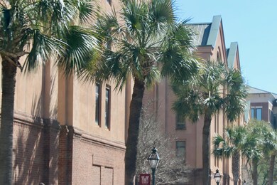 DT CofC
