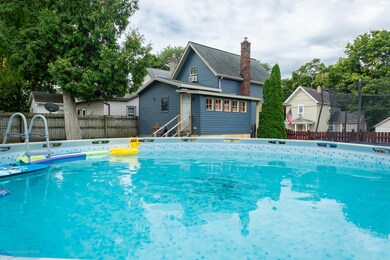 1324 n Walnut St Lansing MI4
