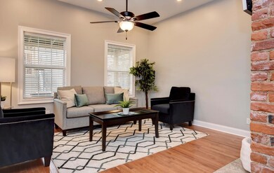 Living Room (2)