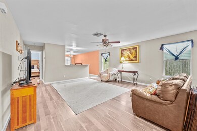 16771 Fallen Timbers Dr, Conroe, TX 77385 - photo 5