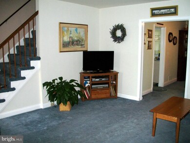 8662 Black Oak Rd, Parkville, MD 21234 - photo 6