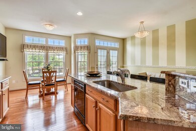 4942 Wyndham Creek Ct, Fairfax, VA 22030 - photo 2