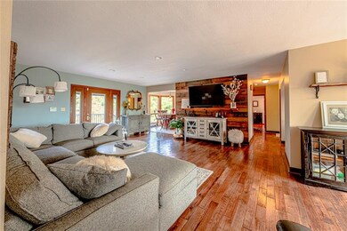 Another view of living area.