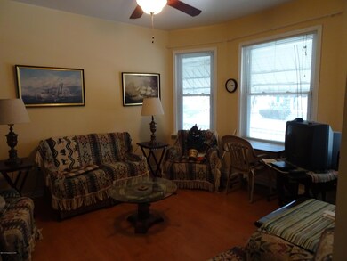 17 S Loveland Ave, Kingston, PA 18704 - photo 2
