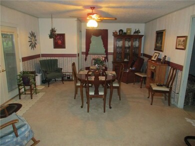 3420 Carolina St, Columbus, IN 47203 - photo 6