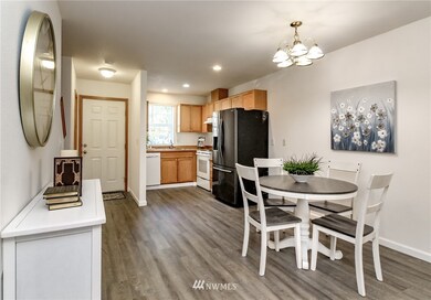 Dining/Kitchen