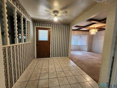 1319 Doepp Dr, Carlsbad, NM 88220 - photo 4