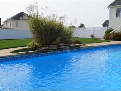 8 Carly Cir, Rutland, MA 01543 - photo 7