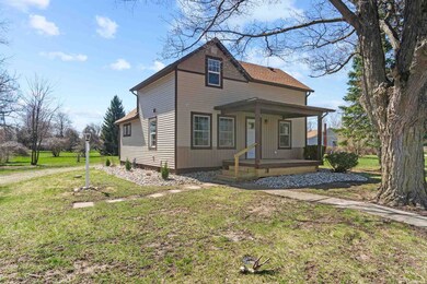 905 20th St, Auburn, IN 46706 - photo 2