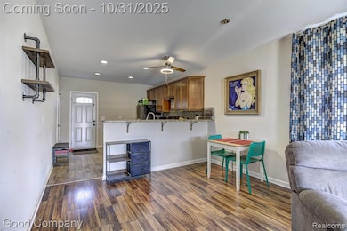 28 W Jarvis Ave, Hazel Park, MI 48030 - photo 5