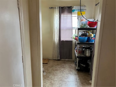 913 E 87th St, Los Angeles, CA 90002 - photo 4