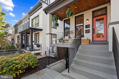 910 8th St NE, Washington, DC 20002 - photo 4