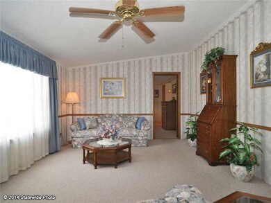 205 Little Pond Rd, Wakefield, RI 02879 - photo 2