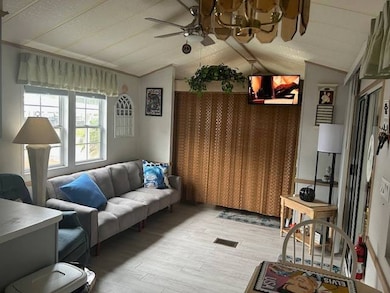 5551 SW 18th Terrace unit E192, Bushnell, FL 33513 - photo 4