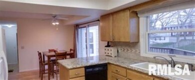 4343 Royal Oaks Dr, Davenport, IA 52806 - photo 7