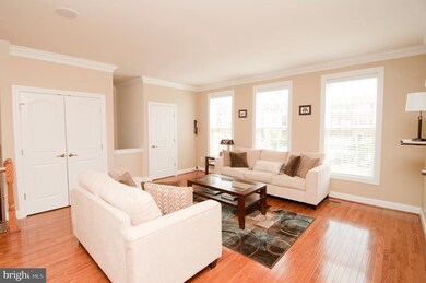 21735 Loganberry Terrace, Broadlands, VA 20148 - photo 3