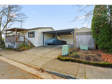 260 21st St SE, Albany, OR 97322 - photo 2