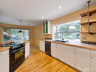 25424 213th Place SE unit 5, Maple Valley, WA 98038 - photo 7