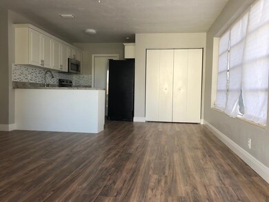 NEW WOOD KITCHEN & STAINLESS S. APPLIANC