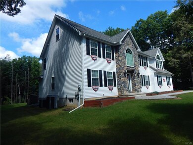 146 Lower Valley Dr, Polk Township, PA 18058 - photo 3