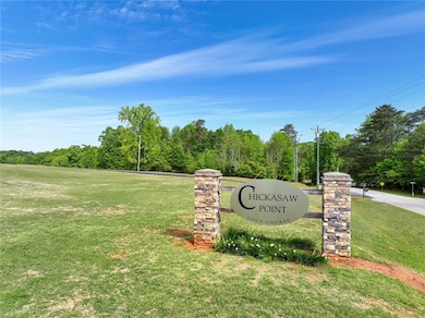 201 Oconee Ave, Chickasaw Point, SC 29693 - photo 3