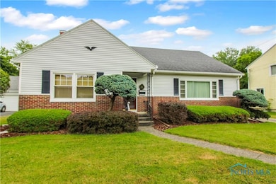 1013 Whittlesey St, Fremont, OH 43420 - photo 5