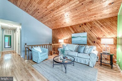 8301 N Point Rd, Manassas, VA 20112 - photo 4