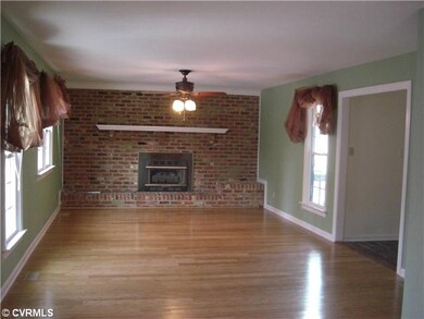 4725 Belfield Ct, North Chesterfield, VA 23237 - photo 3