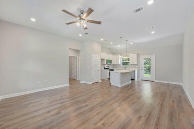 5-web-or-mls-6478 Burleson Blvd-01
