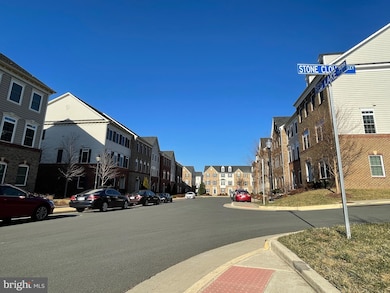 24643 Red Lake Terrace, Sterling, VA 20166 - photo 4