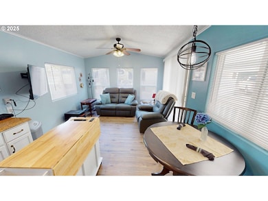 16219 Lower Harbor Rd unit 22, Brookings, OR 97415 - photo 6