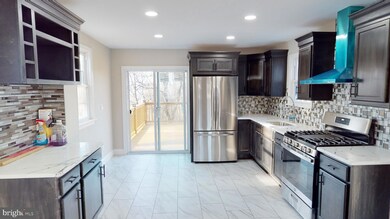 601 N Grand Ave, National Park, NJ 08063 - photo 5