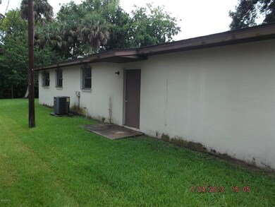 117 N Grannis Ave, Titusville, FL 32796 - photo 2
