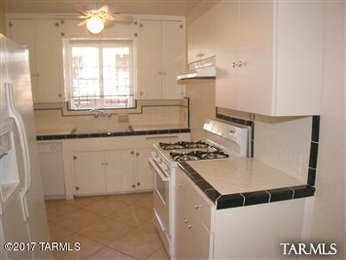 1715 Waverly 2