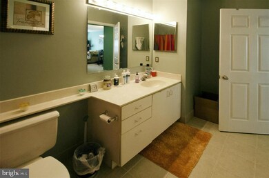 9127 Groffs Mill Dr unit 9127, Owings Mills, MD 21117 - photo 6