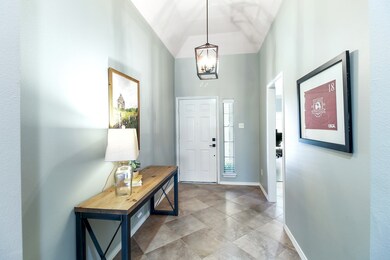 6027 Lynwood Banks Ln, Houston, TX 77092 - photo 4