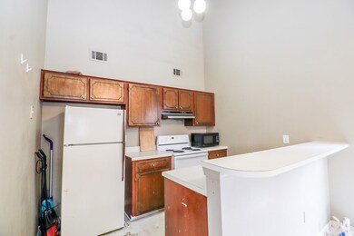 112 Cr 1082, Oxford, MS 38655 - photo 5