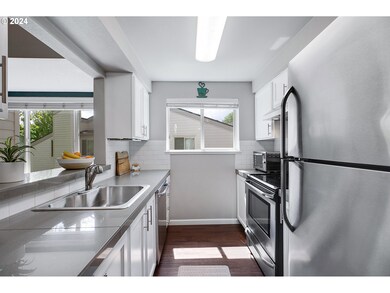 9986 SW Trapper Terrace, Beaverton, OR 97008 - photo 5