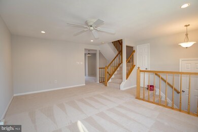 13860 Laura Ratcliff Ct, Centreville, VA 20121 - photo 5