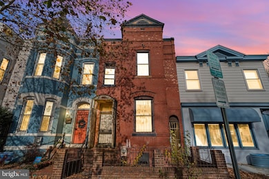 1362 E St SE, Washington, DC 20003 - photo 3