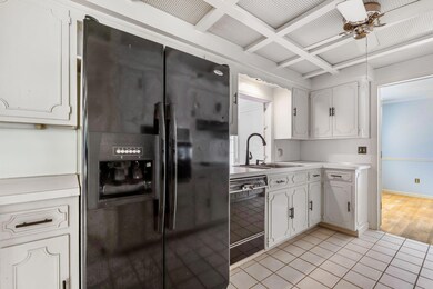 5063 Sharon Hill Dr, Columbus, OH 43235 - photo 7