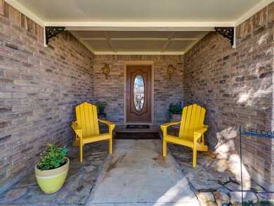 2253 Farrington Ln, Hurst, TX 76054 - photo 4