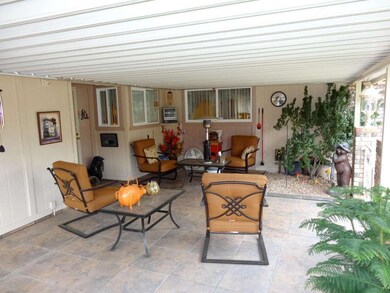 05 Patio 15209 N Desert Rose