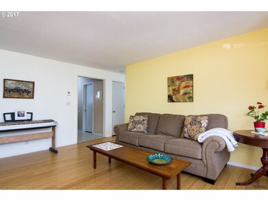 2515 Jeppesen Acres Rd, Eugene, OR 97401 - photo 5