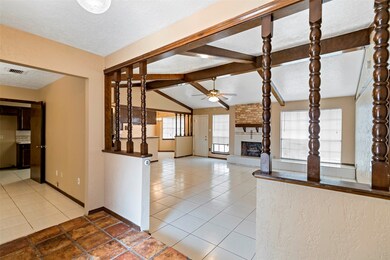 5414 Arncliffe Dr, Houston, TX 77088 - photo 4