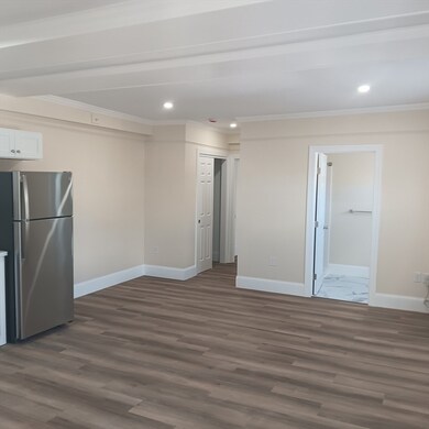 99 S Main St unit 6, Middleboro, MA 02346 - photo 2